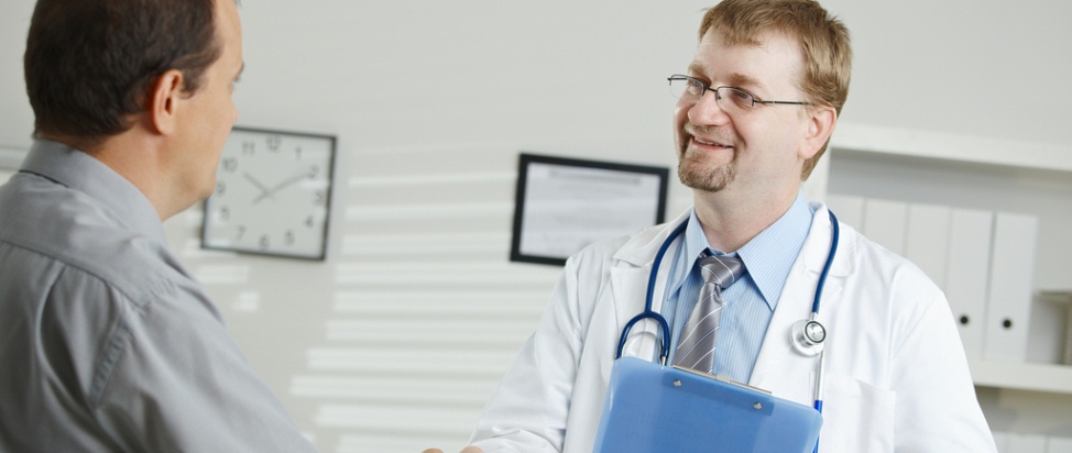 The 6 Biggest Factors We Considered When Choosing a Health Insurance Plan thumbnail